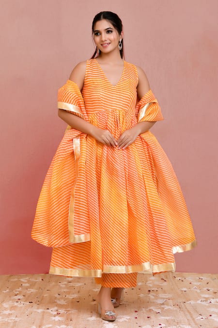 Bannhi Leheriya Print Anarkali Set 