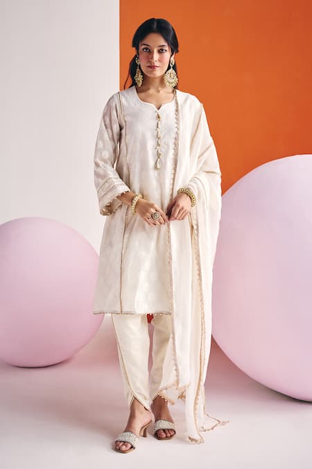 Leela By A Ivory Jacquard, Cotton Metallic Thread, Zari, Moti And Lace Embellished Kurta Set 