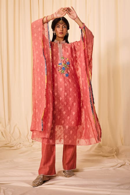 Leela By A_Pink Jacquard, Cotton Embroidery Mandarin 3d Phool Bloom Embellished Kaftan Set _Online_at_Aza_Fashions