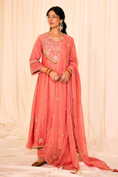 Leela By A Pink Chanderi Slub Lining Mulmul Cotton Embroidery Ambrosia Yoke Kurta Set 