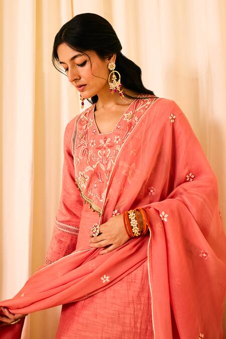 Leela By A_Pink Chanderi, Cotton Sequins, Embroidery Collared Ambrosia Yoke Kurta Set _at_Aza_Fashions