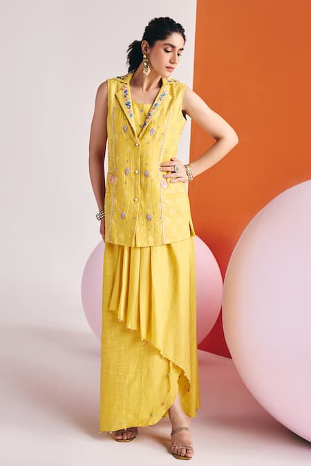 Leela By A Yellow Chanderi Slub Embroidered Threadwork Floral Woven Draped Skirt Set 