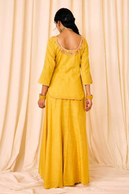 Shop Leela By A Yellow Chanderi, Cotton Sequins, Floral Threadwork Kurta With Draped Skirt at Aza Fashions Shop_Leela By A_Yellow Chanderi, Cotton Sequins, Floral Threadwork Kurta With Draped Skirt _at_Aza_Fashions