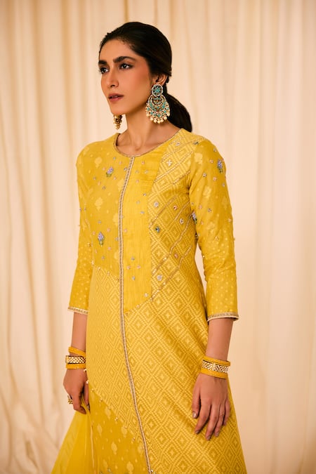 Buy Leela By A Yellow Jacquard, Cotton Sequins, Woven Geometric Threadwork Kurta Pant Set Online at Aza Fashions Buy_Leela By A_Yellow Jacquard, Cotton Sequins, Woven Geometric Threadwork Kurta Pant Set _Online_at_Aza_Fashions