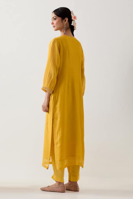 Shop_Tatwa_Yellow Handloom Chanderi Silk Embroidery Resham Stardust Zari Kurta And Pant Set _at_Aza_Fashions