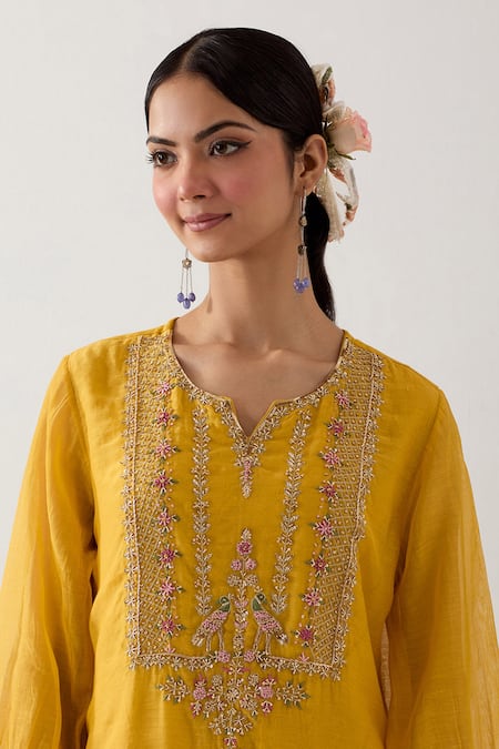 Tatwa_Yellow Handloom Chanderi Silk Embroidery Resham Stardust Zari Kurta And Pant Set _at_Aza_Fashions