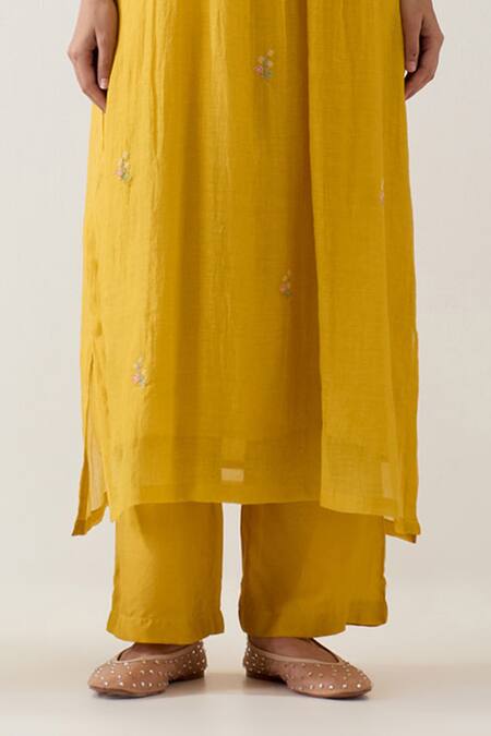 Buy Tatwa Yellow Handloom Chanderi Silk Embroidery Vineyard Resham Kurta And Pant Set Online at Aza Fashions Buy_Tatwa_Yellow Handloom Chanderi Silk Embroidery Vineyard Resham Kurta And Pant Set _Online_at_Aza_Fashions