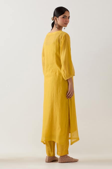 Shop Tatwa Yellow Handloom Chanderi Silk Embroidery Floral Mughal Butta Kurta And Pant Set at Aza Fashions Shop_Tatwa_Yellow Handloom Chanderi Silk Embroidery Floral Mughal Butta Kurta And Pant Set _at_Aza_Fashions