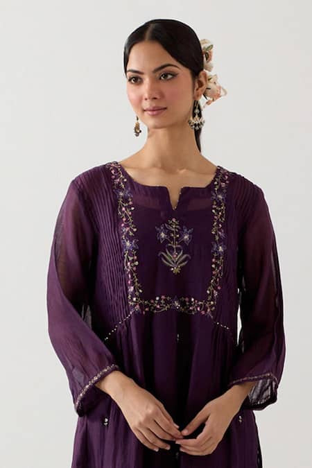 Tatwa Purple Handloom Chanderi Silk Embroidery Mughal Butta Pintuck Kurta And Pant Set Online at Aza Fashions Tatwa_Purple Handloom Chanderi Silk Embroidery Mughal Butta Pintuck Kurta And Pant Set _Online_at_Aza_Fashions