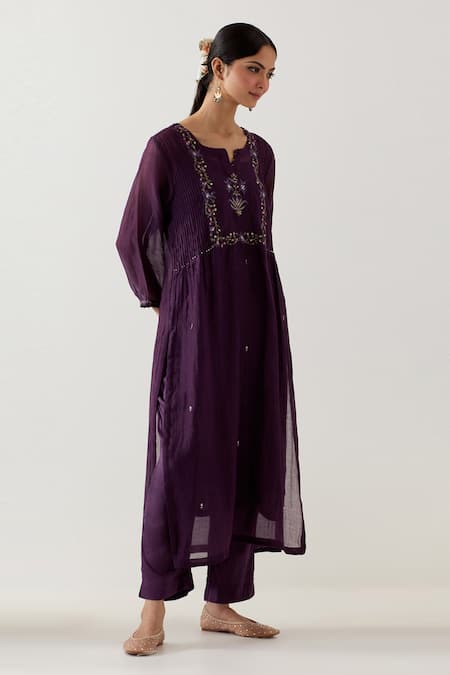 Tatwa Purple Handloom Chanderi Silk Embroidery Mughal Butta Pintuck Kurta And Pant Set at Aza Fashions Tatwa_Purple Handloom Chanderi Silk Embroidery Mughal Butta Pintuck Kurta And Pant Set _at_Aza_Fashions
