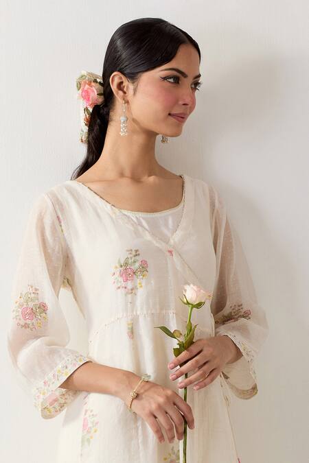 Shop Tatwa White Handloom Chanderi Silk Print Floral Round Block Angarkha And Pant Set Shop_Tatwa_White Handloom Chanderi Silk Print Floral Round Block Angarkha And Pant Set