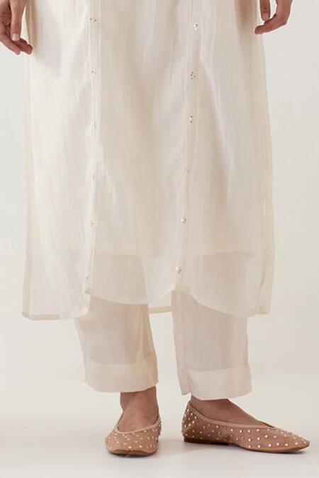 Tatwa_White Chanderi Silk, Handloom Cotton Embroidery Parrot Kantha Kurta And Pant Set _at_Aza_Fashions