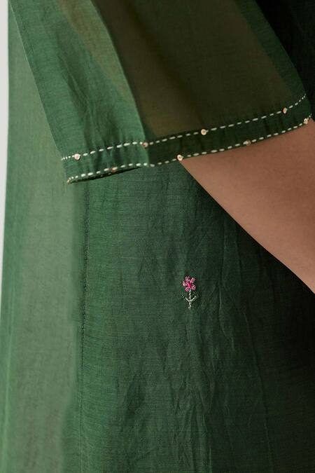 Buy_Tatwa_Green Organza, Muslin, Embroidery Split V-neck Resham Kurta Pant Set 