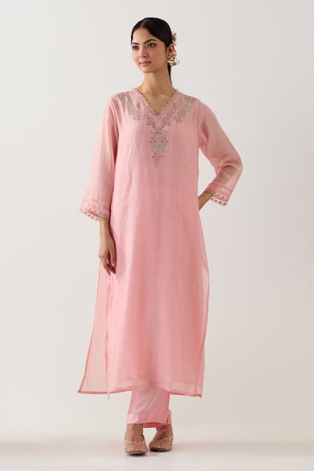 TATWA Songbird Hand Embroidered Kurta Set 