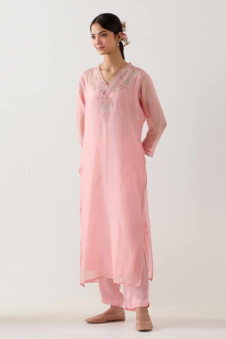 Shop_Tatwa_Pink Handloom Cotton, Muslin, Silk Embroidery V-neck Songbird Hand Kurta Set _Online_at_Aza_Fashions