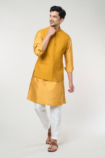 Rng Safawala Yellow Silk, Cotton Embroidery Mustard Thread Bundi And Kurta Set at Aza Fashions Rng Safawala_Yellow Silk, Cotton Embroidery Mustard Thread Bundi And Kurta Set _at_Aza_Fashions