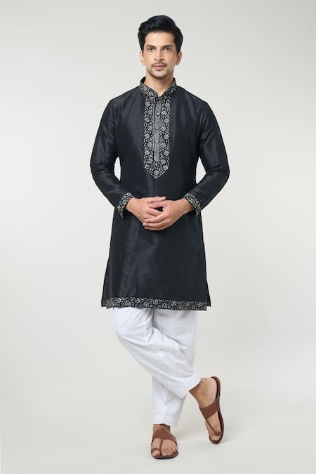 RNG Safawala Black Cotton Silk Embroidery Thread Sequin Kurta Set 