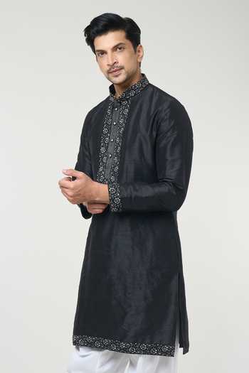 Rng Safawala Black , Satin Sequins, Embroidery Kurta Set at Aza Fashions Rng Safawala_Black , Satin Sequins, Embroidery Kurta Set _at_Aza_Fashions
