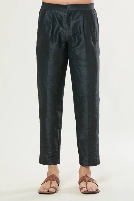 Rng Safawala Black Georgette, , Satin Embroidery Thread Kurta And Bundi Set Online at Aza Fashions Rng Safawala_Black Georgette, , Satin Embroidery Thread Kurta And Bundi Set _Online_at_Aza_Fashions