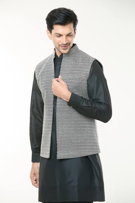 Shop Rng Safawala Black Georgette, , Satin Embroidery Thread Kurta And Bundi Set Online at Aza Fashions Shop_Rng Safawala_Black Georgette, , Satin Embroidery Thread Kurta And Bundi Set _Online_at_Aza_Fashions