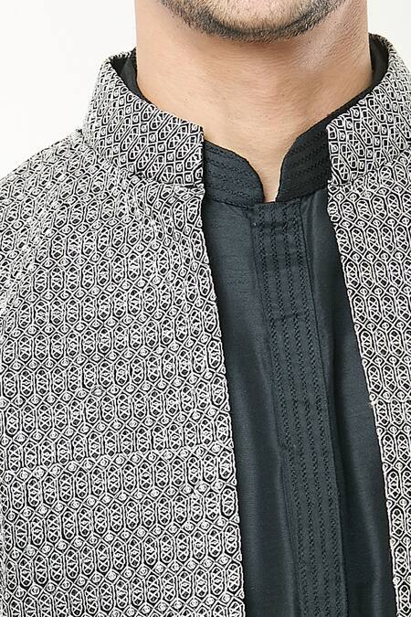 Rng Safawala Black Georgette, , Satin Embroidery Thread Kurta And Bundi Set at Aza Fashions Rng Safawala_Black Georgette, , Satin Embroidery Thread Kurta And Bundi Set _at_Aza_Fashions