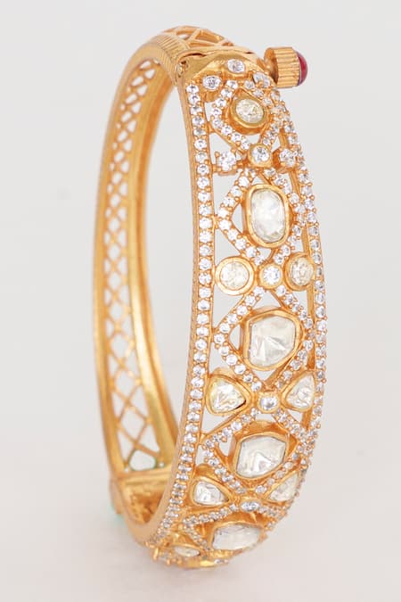 Zevar By Geeta Moissanite Stone Studded Kada 