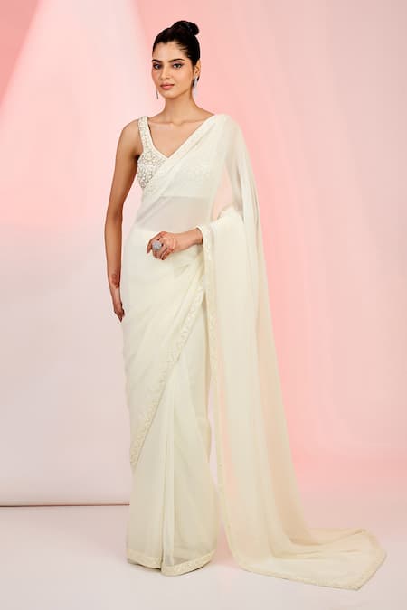 MeenaGurnam Cutdana Embellished Hem Saree With Blouse 