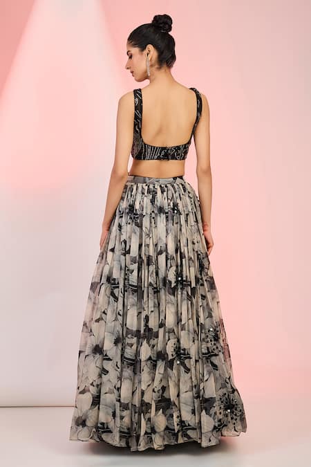 Shop Meenagurnam Black Net, Organza Sequins, Beads, Cut Work Plunge Neck Floral Print Lehenga Set at Aza Fashions Shop_Meenagurnam_Black Net, Organza Sequins, Beads, Cut Work Plunge Neck Floral Print Lehenga Set _at_Aza_Fashions