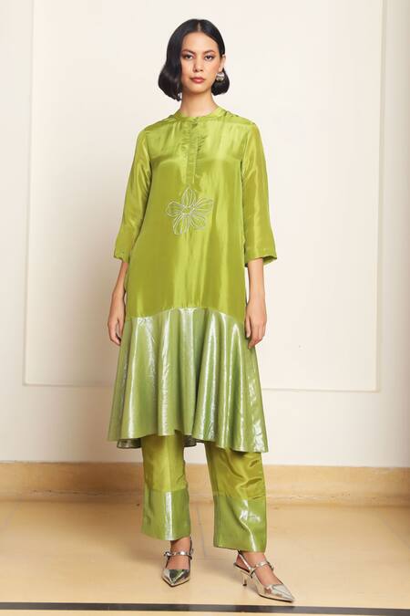 Shop Kanelle Green Silk, Cotton Embroidery Mandarin Collar Lila Patch Front Tunic With Pant Online at Aza Fashions Shop_Kanelle_Green Silk, Cotton Embroidery Mandarin Collar Lila Patch Front Tunic With Pant_Online_at_Aza_Fashions