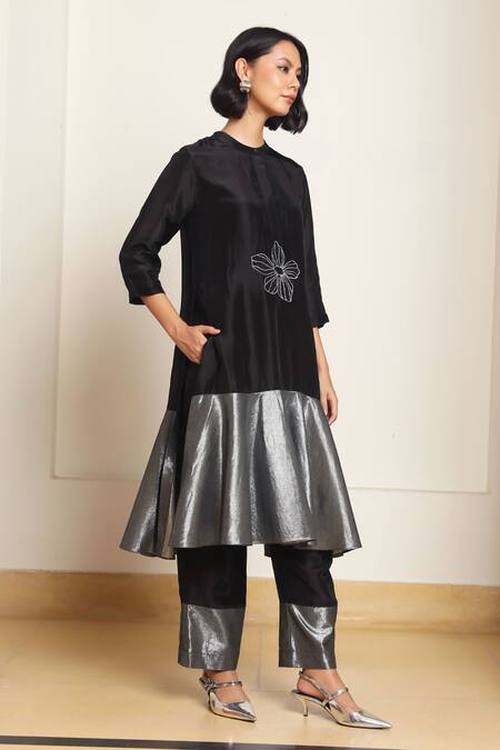 Kanelle Black Cotton, Silk Embroidery, Lila Floral Patch Work Detailed Tunic With Pant Online at Aza Fashions Kanelle_Black Cotton, Silk Embroidery, Lila Floral Patch Work Detailed Tunic With Pant_Online_at_Aza_Fashions