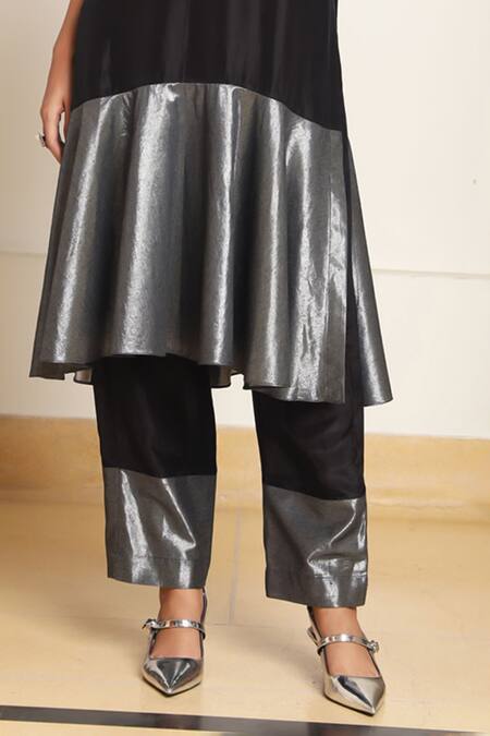 Shop Kanelle Black Cotton, Silk Embroidery, Lila Floral Patch Work Detailed Tunic With Pant Online at Aza Fashions Shop_Kanelle_Black Cotton, Silk Embroidery, Lila Floral Patch Work Detailed Tunic With Pant_Online_at_Aza_Fashions