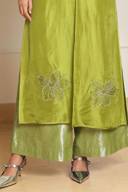 Kanelle_Green Silk Embroidery Scoop Neck Elea Floral Front Cape With Pant Set_Online_at_Aza_Fashions
