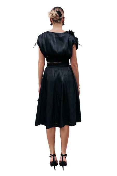 Buy_House Of Fett_Black Organza Applique V-neck Floral Embroidered Top And Skirt Set 