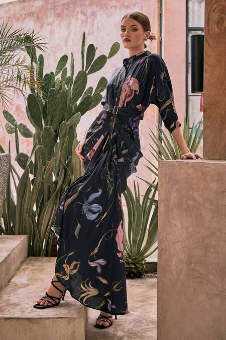 House Of Fett_Black Silk Satin Buckles Mandarin Collar Waldorf Printed Pleated Gown With Belt _at_Aza_Fashions