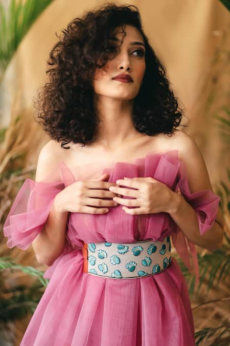 Buy_Krutiarts_Grey Silk Thread Uno Popcorn Embroidered Belt _Online_at_Aza_Fashions