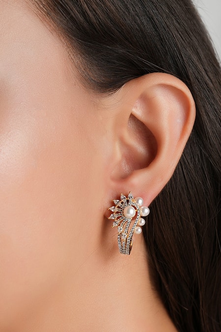 Smars Jewelry Pearl Embellished Studs 