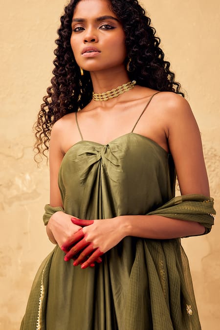 Buy_Kharakapas_Green Chanderi, Kota Doria Patti, Mehndi Embroidered Kurta With Dupatta _Online_at_Aza_Fashions