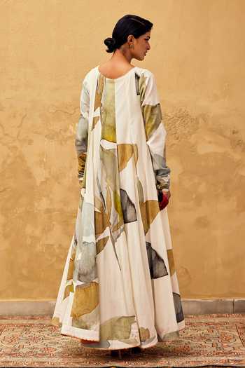 Kharakapas Floral Print Voluminous Dress 