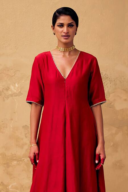 Kharakapas_Red Chanderi Gota Patti V-neck Embellished Box Fit Jumpsuit _Online_at_Aza_Fashions