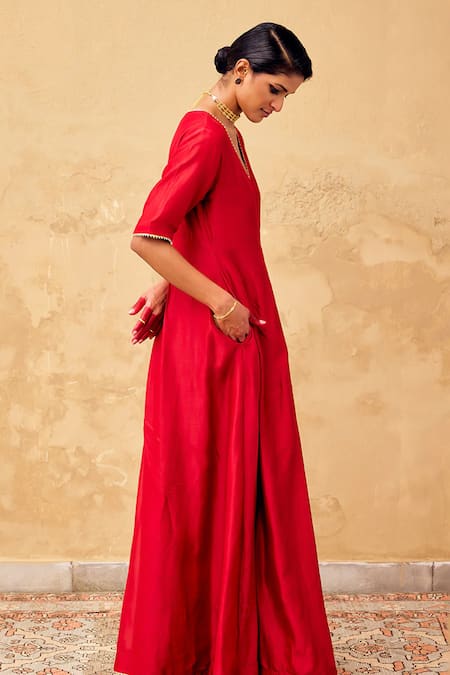 Buy_Kharakapas_Red Chanderi Gota Patti V-neck Embellished Box Fit Jumpsuit _Online_at_Aza_Fashions