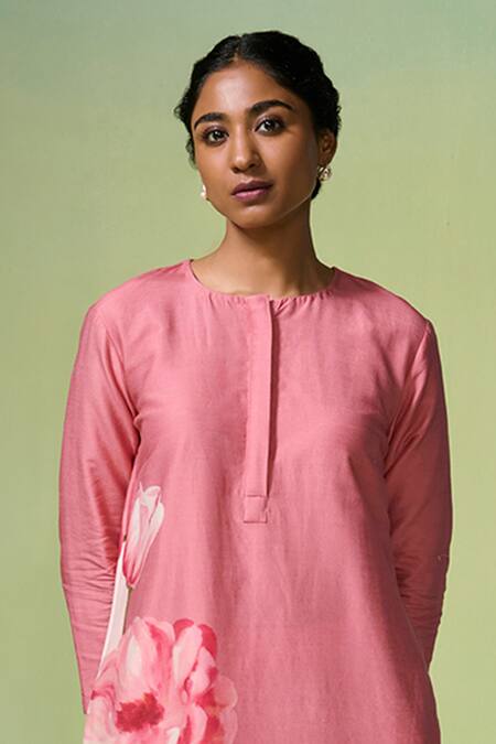 Dressfolk_Pink Chanderi Embroidery Round Neck Floral Print Kurta Set_Online_at_Aza_Fashions