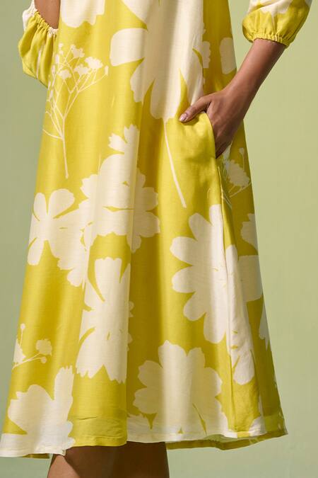 Dressfolk_Yellow Chanderi V-neck Komal Floral Pattern Dress _at_Aza_Fashions