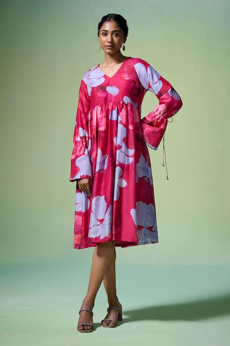 Dressfolk Pink Chanderi V-neck Floral Print Midi Dress 