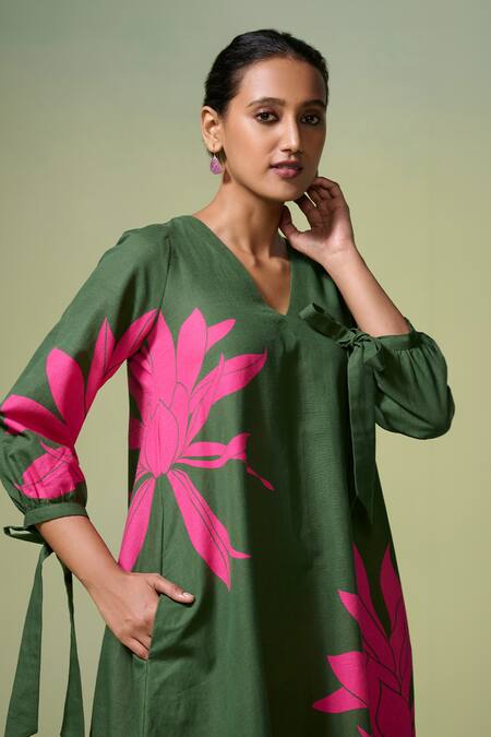 Buy_Dressfolk_Green Cotton, Linen V-neck Dark Floral Print Midi Dress_Online_at_Aza_Fashions