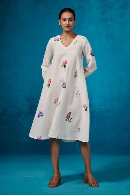 Dressfolk Ivory Chanderi V-neck Floral Print Midi Dress
