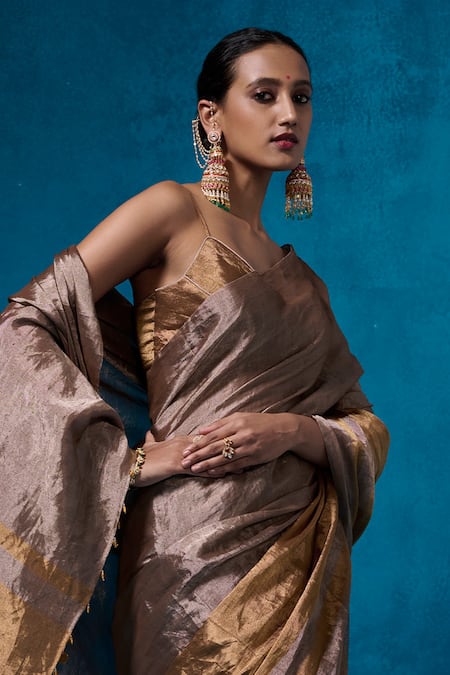 Shop_Dressfolk_Silver Handloom Cotton Zari Handwoven Saree With Running Blouse_Online_at_Aza_Fashions