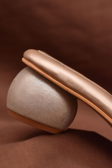 Buy Around Always Gold Cut Work, Beads Jewel Scallop Embroidered Heels Online at Aza Fashions Buy_Around Always_Gold Cut Work, Beads Jewel Scallop Embroidered Heels _Online_at_Aza_Fashions