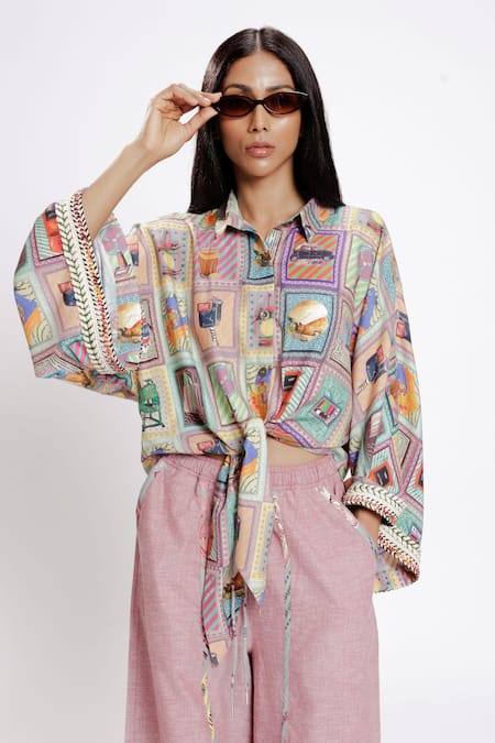 DOH TAK KEH Multi Color Tencel Twill 156 Gsm Print Kaali Peeli Taxi High Low Cape Shirt 