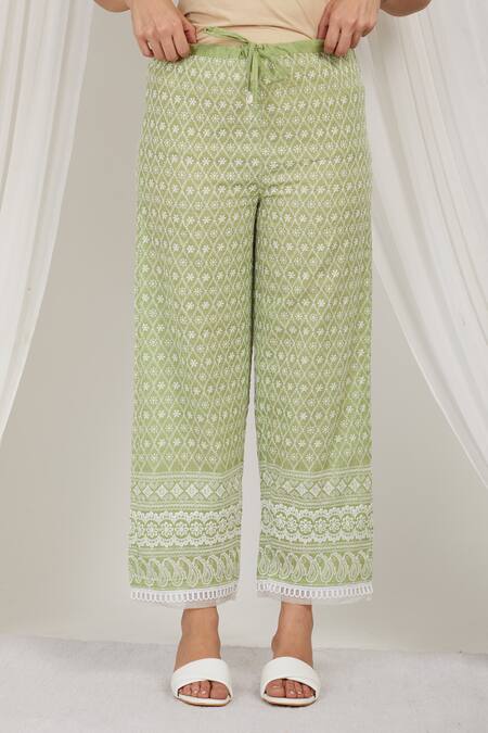 Label Muslin Green Cotton Lace V-neck Avocado Embroidered Kurta With Pant Online at Aza Fashions Label Muslin_Green Cotton Lace V-neck Avocado Embroidered Kurta With Pant _Online_at_Aza_Fashions