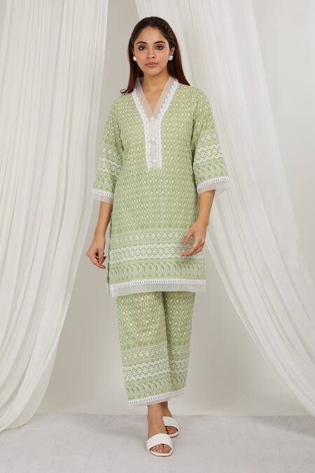 Buy Label Muslin Green Cotton Lace V-neck Avocado Embroidered Kurta With Pant Online at Aza Fashions Buy_Label Muslin_Green Cotton Lace V-neck Avocado Embroidered Kurta With Pant _Online_at_Aza_Fashions